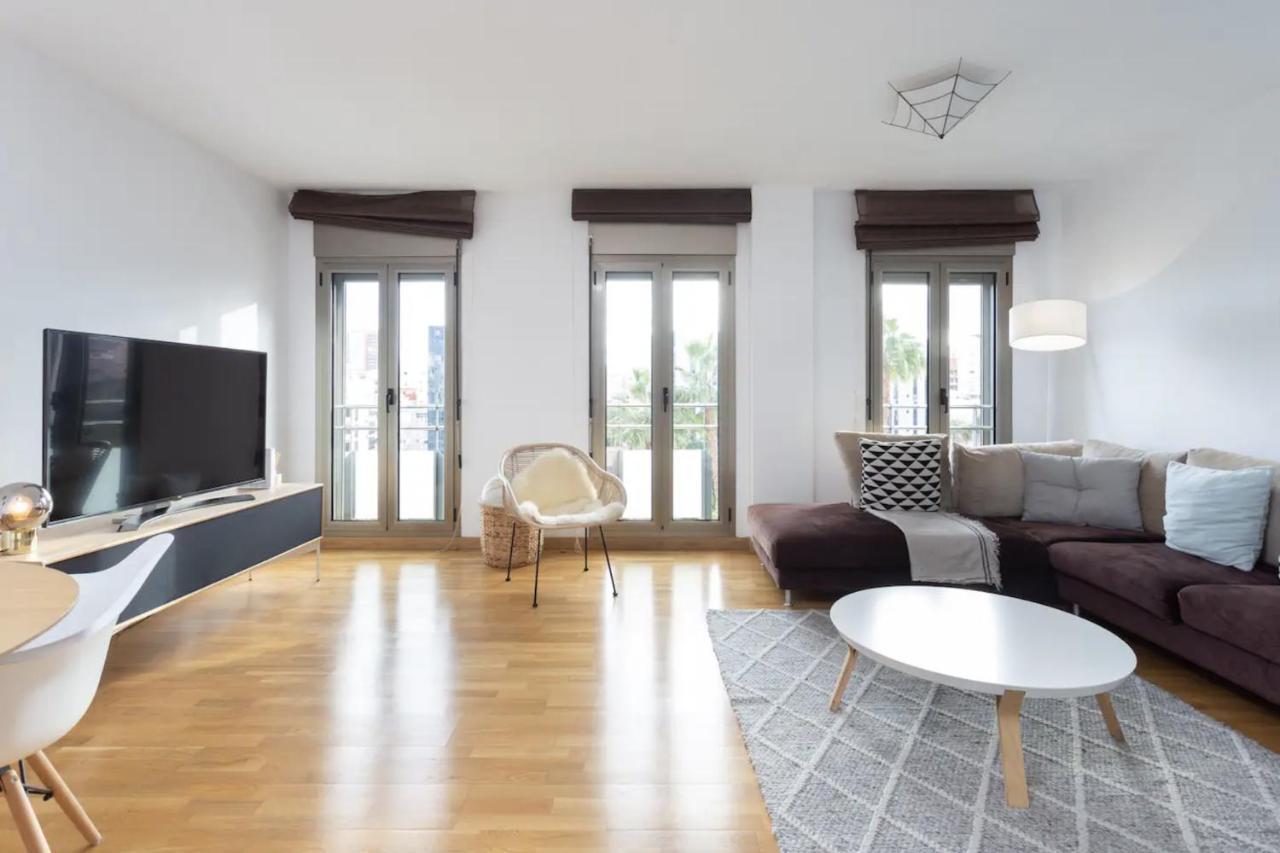 Hauzify I Ramon Y Cajal Apartamento